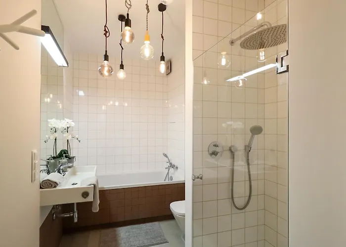 Six Dreams Spot * Πόζναν