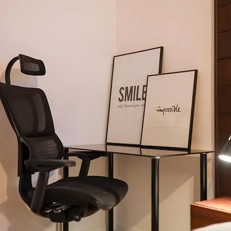 Six Dreams Spot Lejlighed