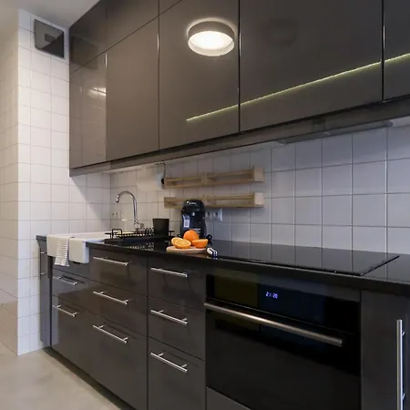 Six Dreams Spot Apartment