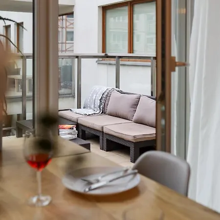 Six Dreams Spot Apartment