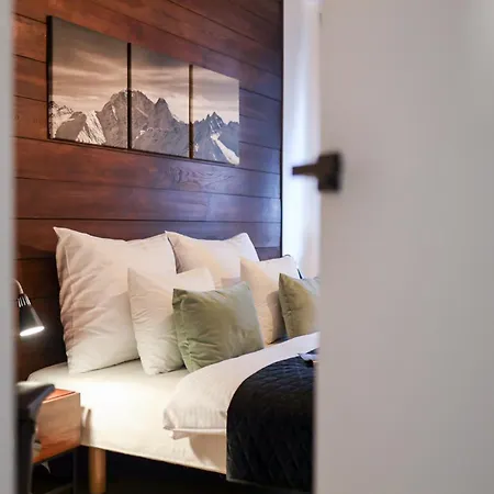Six Dreams Spot Apartment