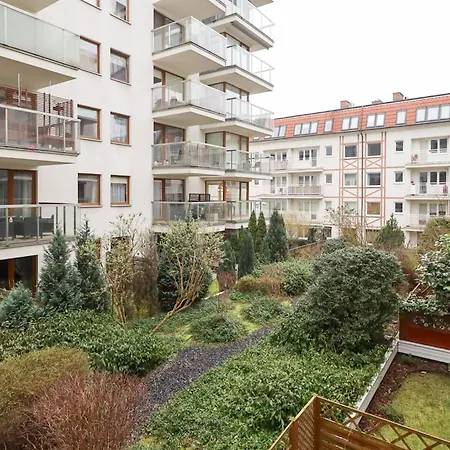 Six Dreams Spot Apartment *