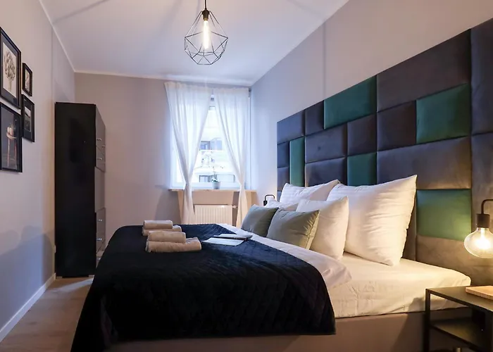 アパート Six Dreams Spot